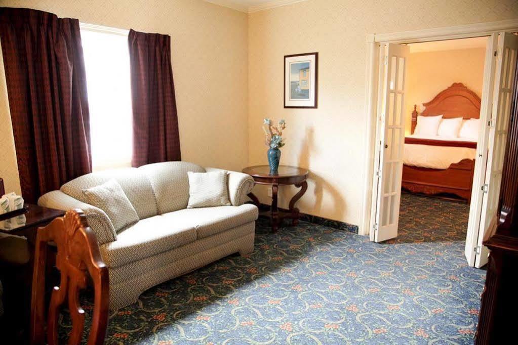 Albatross Hotel Ґандер Екстер'єр фото